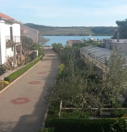 Lägenhet Maris *