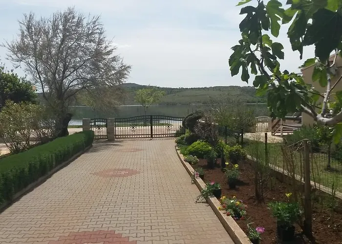 Διαμέρισμα Maris Posedarje